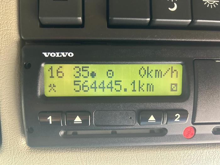 Used 2015 Volvo FM410 8x4 Tridem Alloy Bulk Blower