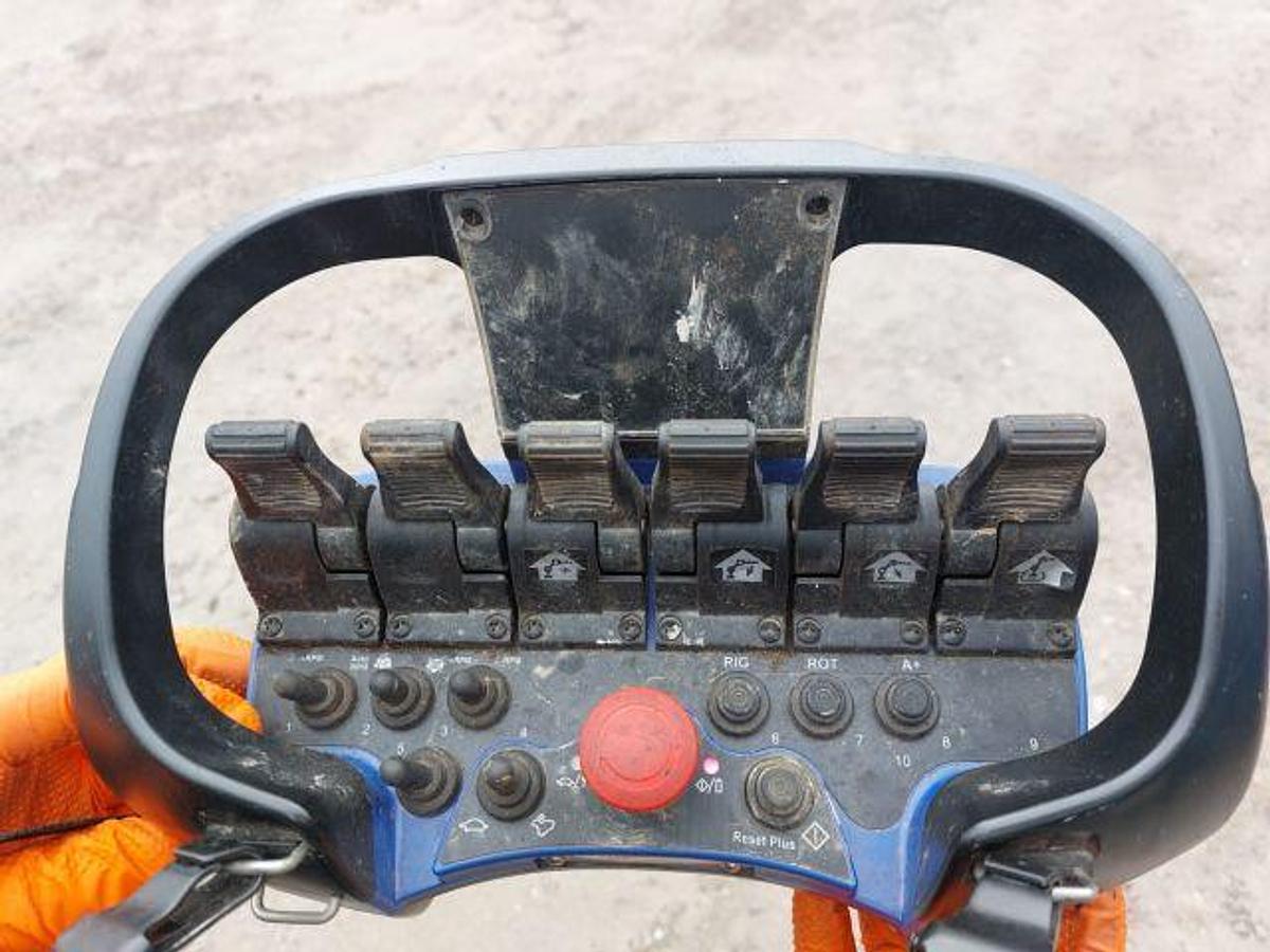 Used 2015 Renault C460 6x2 Rearlift Beavertail