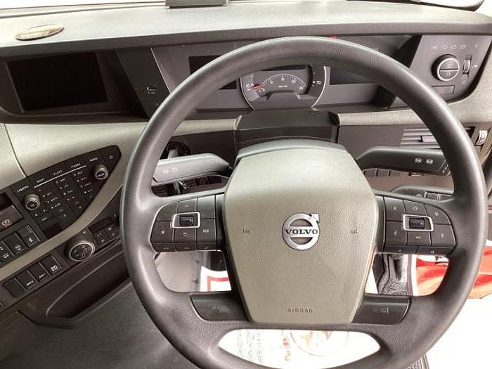 Used 2019 Volvo FH500 6x2 Midlift. Choice