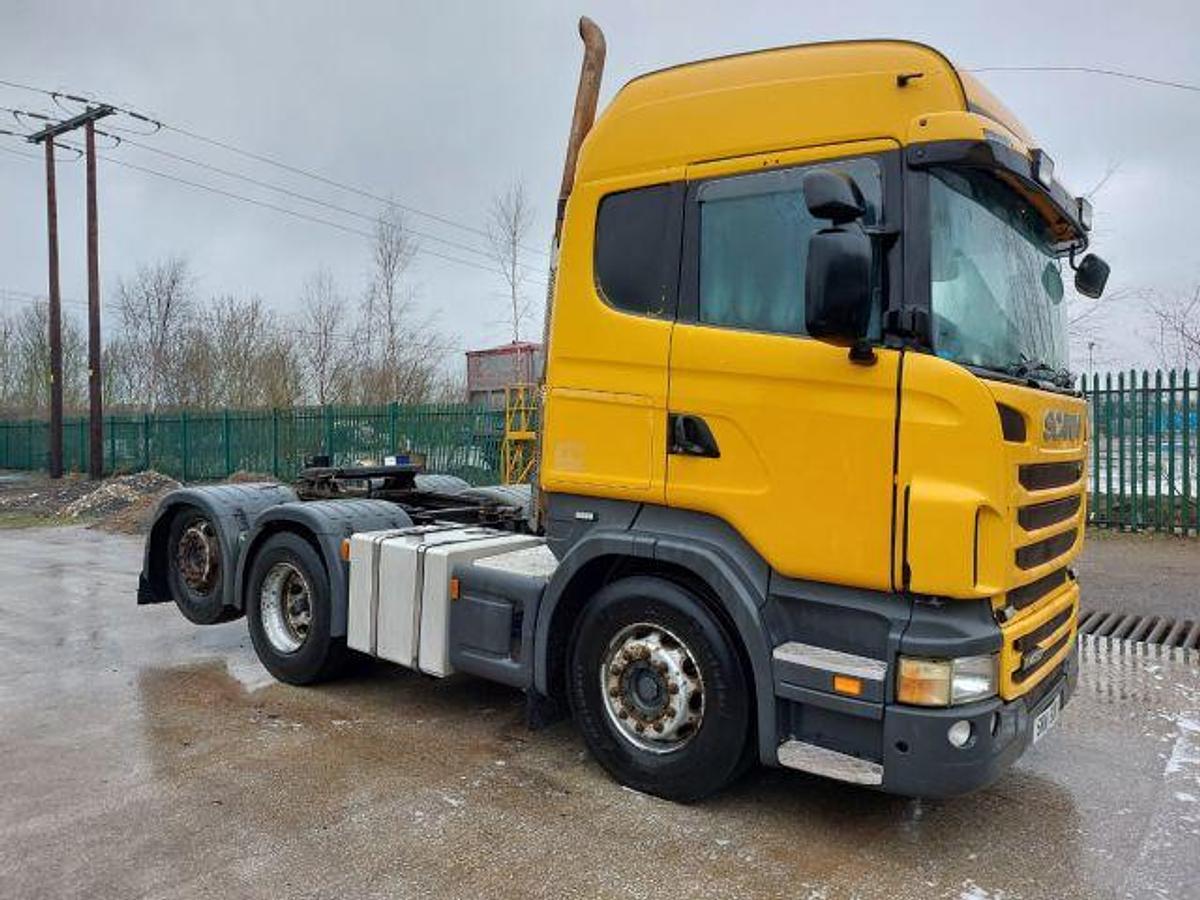 Used 2011 (11) Scania R480 6x2 Rearlift