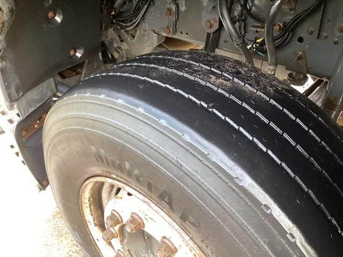 Used 2017 (67) DAF CF330 6x4 Tipper Grab