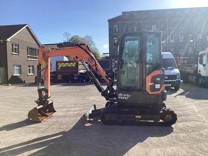 Used 2023 Doosan DX27Z-7 Mini Excavator