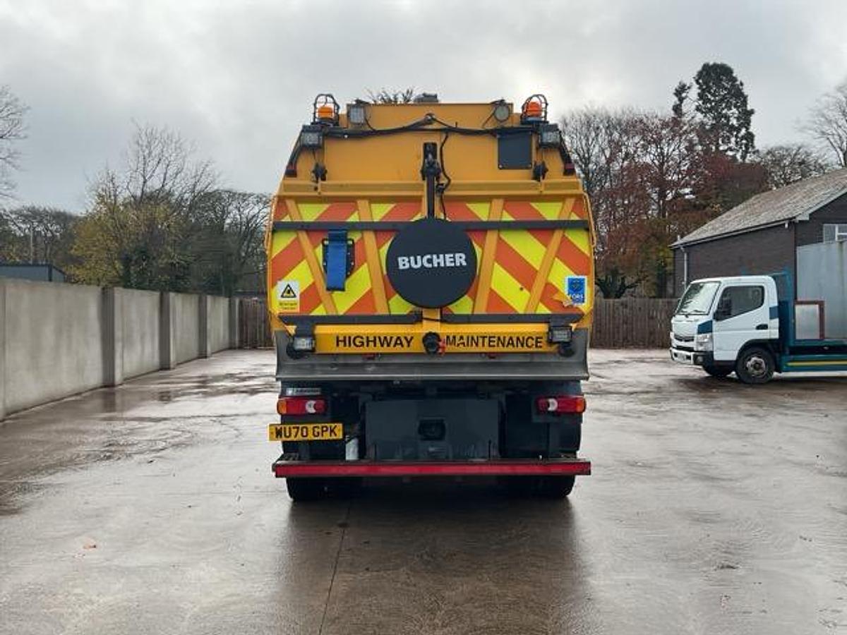 Used 2020 DAF LF220 4x2 Johnston V65T Road Sweeper