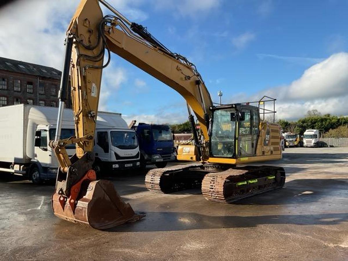 Used 2019 CAT 320 Tracked Excavator