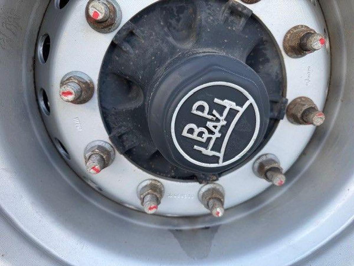 Used 2022 Kassbohrer Tri Axle Flat Trailer