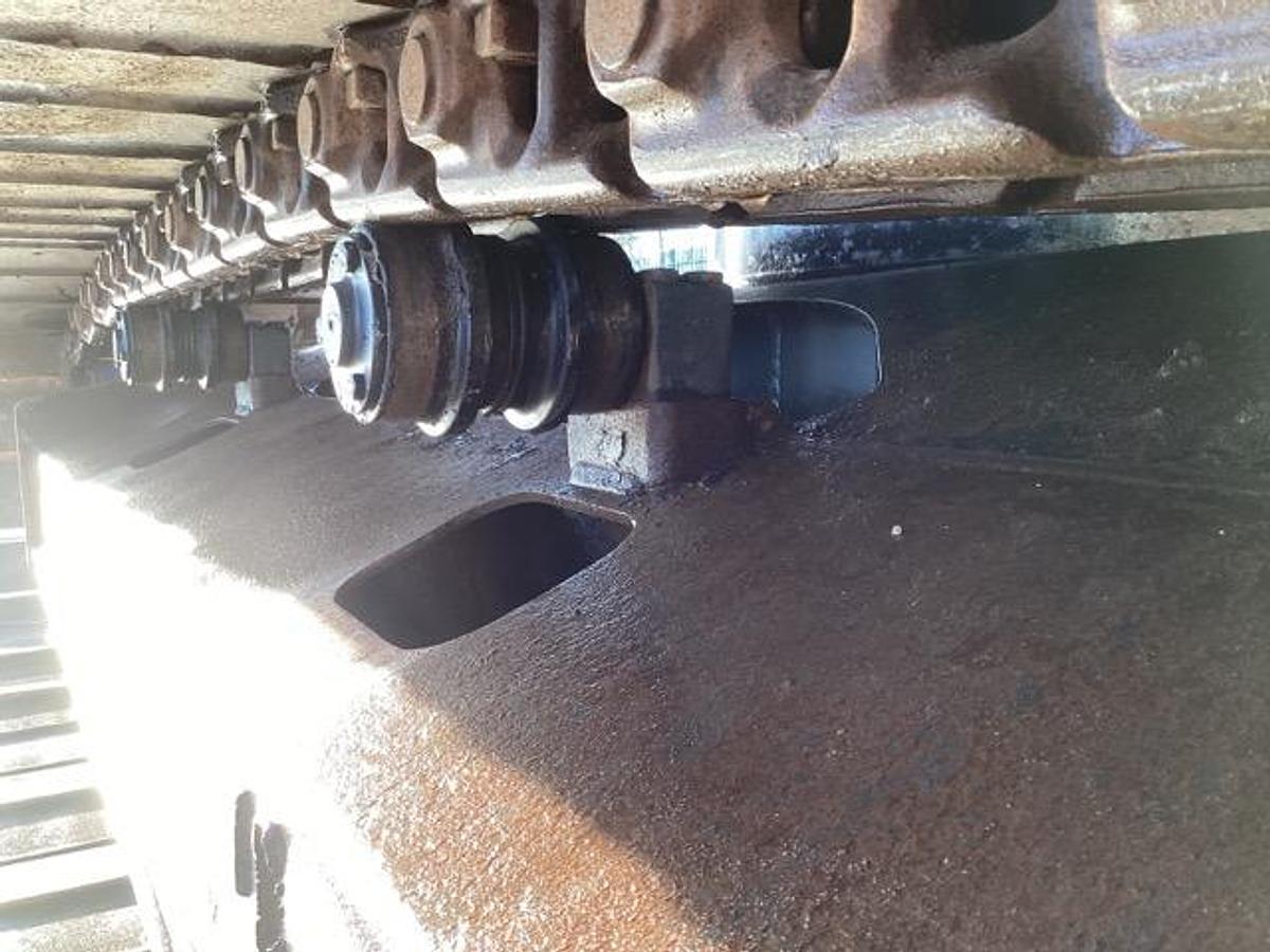 Used 2019 Hitachi ZX250LC-6 Tracked Excavator