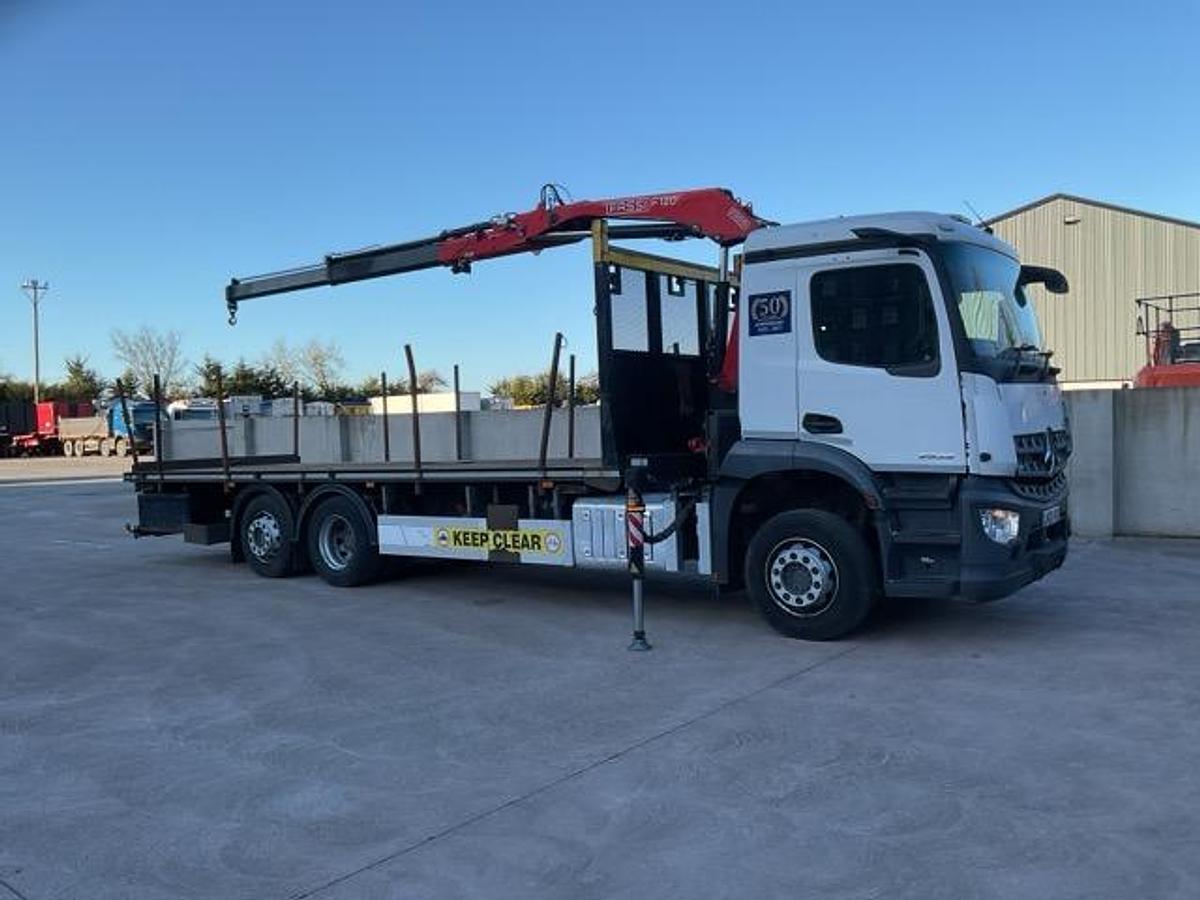 Used 2020 Mercedes Arocs 2535 Flatbed Crane Lorry