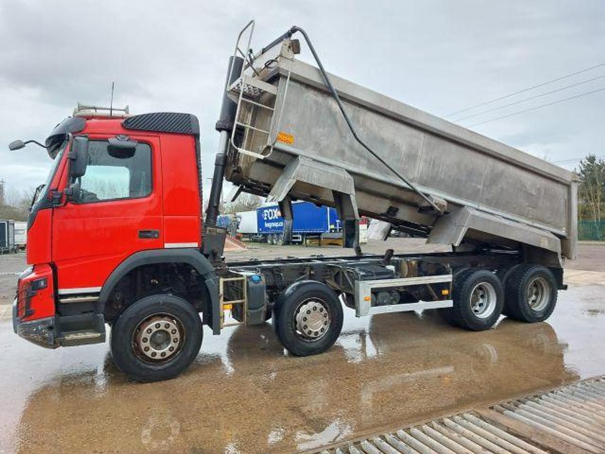 Used 2017 (17) Volvo FMX420 8x4 Alloy Tipper
