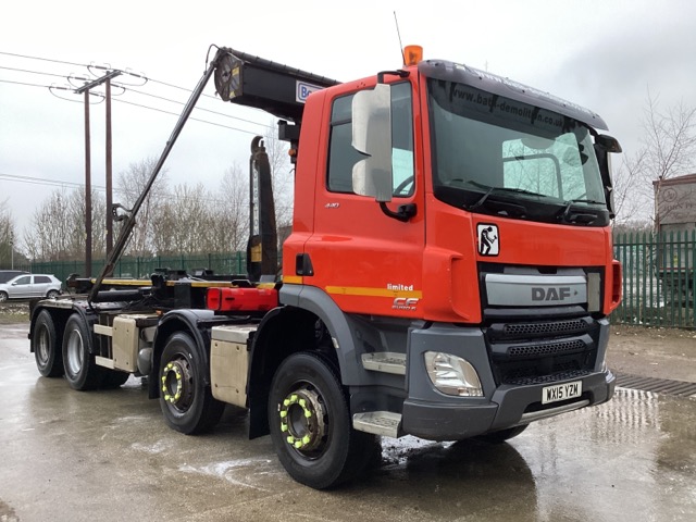 Used 2015 DAF CF440 8x4 Hookloader