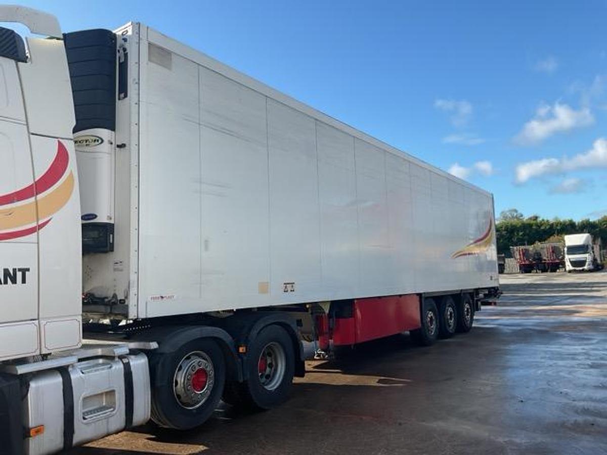 Used 2010 Schmitz Tri Axle Fridge