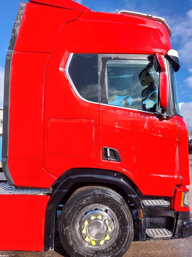 Used 2021 Scania R520 6x2 Rearlift