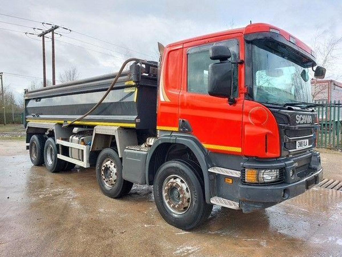 Used 2018 (18) Scania P410 8x4 Steel Tipper