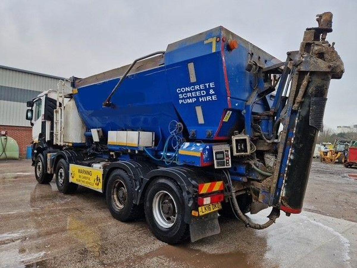 Used 2016 (16) Renault C460 8x4 Volumetric Concrete Mixer