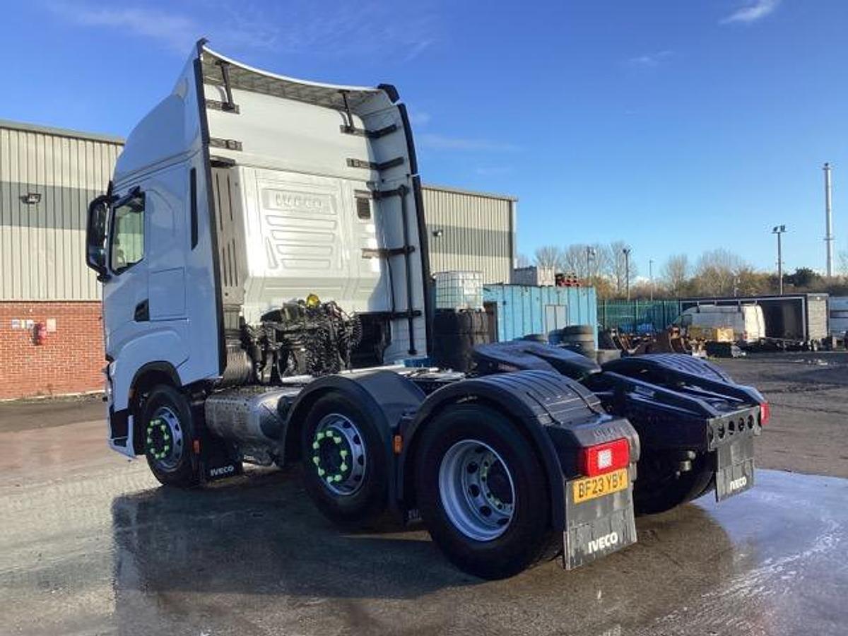 Used 2023 Iveco S-Way 490 6x2 Tractor Unit