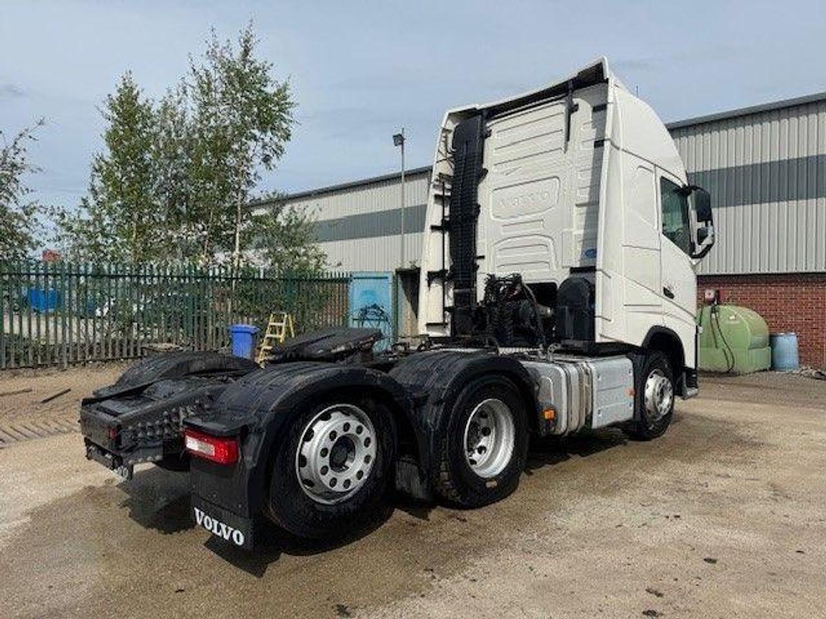 Used 2021 (70) Volvo FH500 G/T XL 6x2 Rearlift