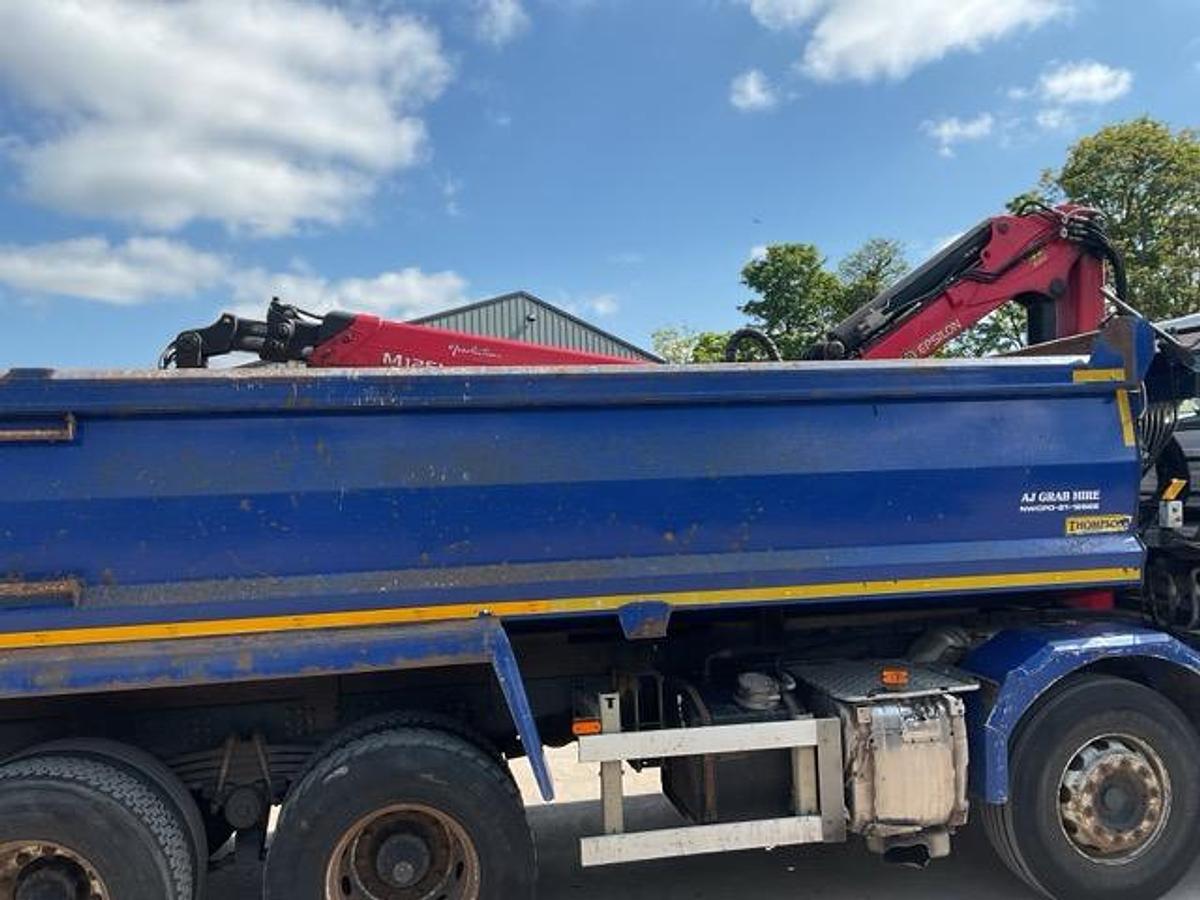 Used 2015 Scania P410 8x4 Tipper Grab