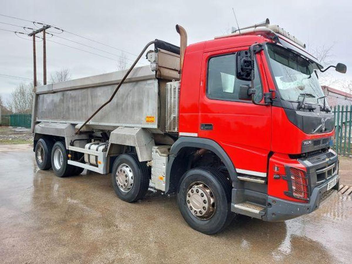 Used 2017 (17) Volvo FMX420 8x4 Alloy Tipper
