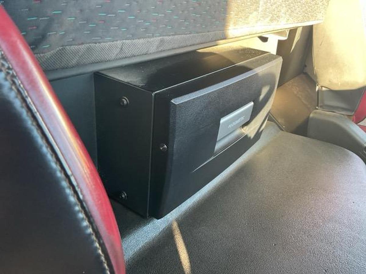 Used 2019 Volvo FMX420 6x2 Tag Axle