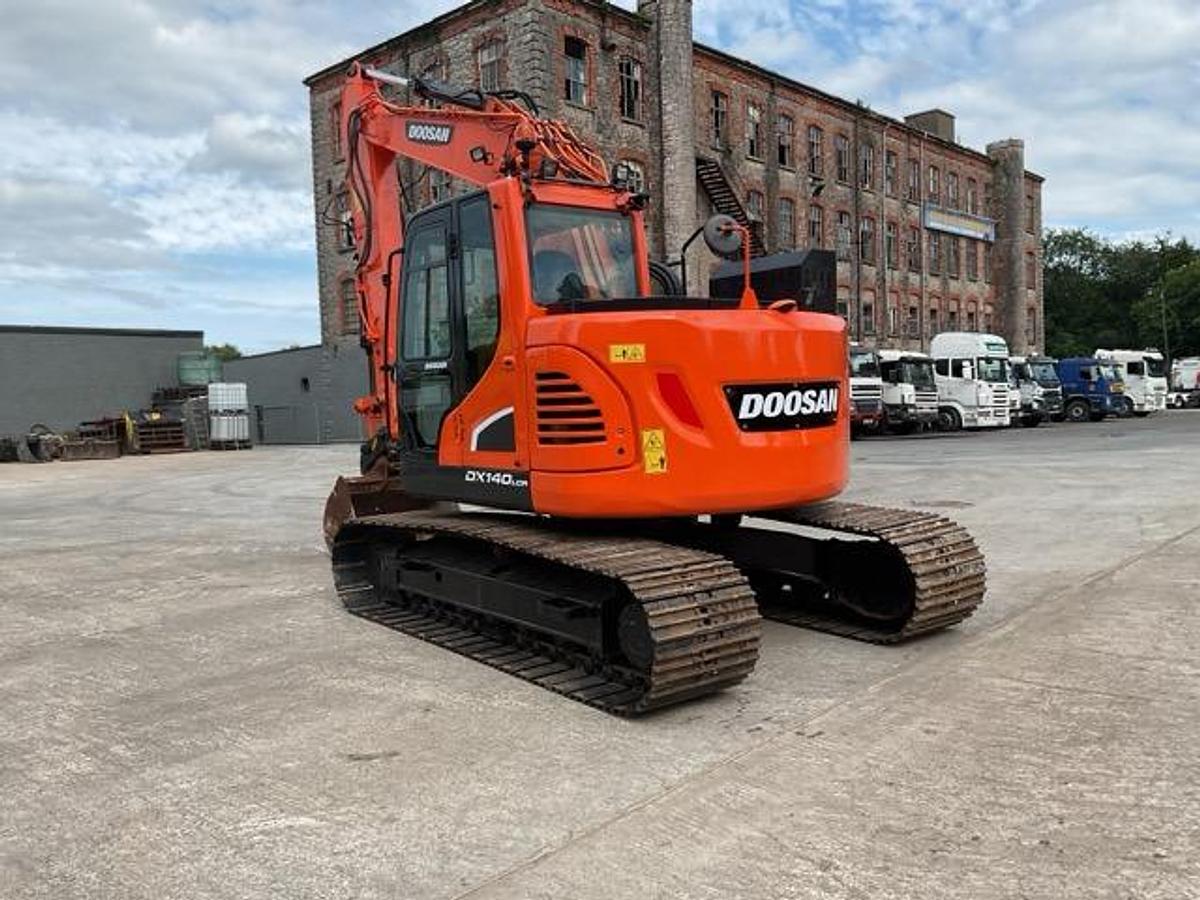 Used 2017 Doosan DX140LCR-5 Tracked Excavator