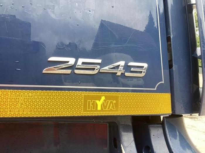 Used 2013 Mercedes Arocs 2543 6x2 Hookloader