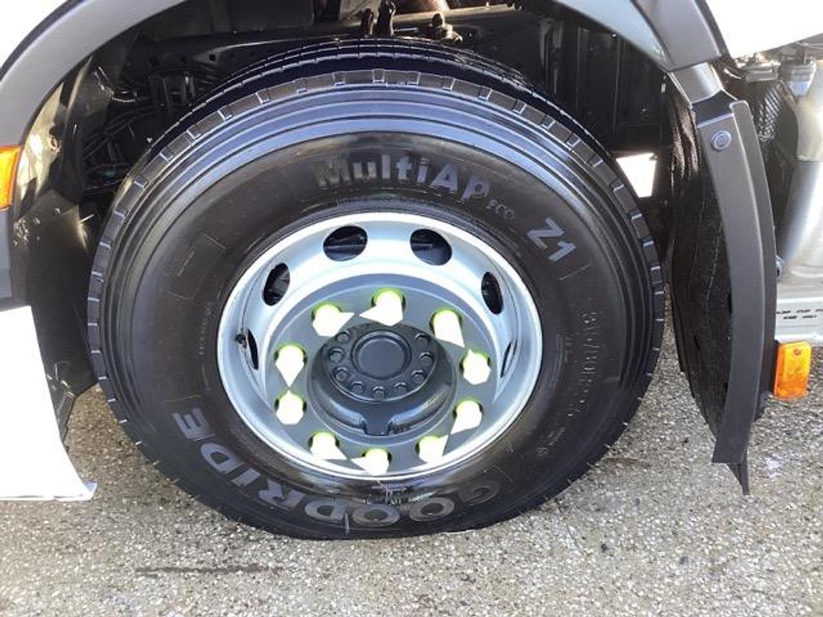 Used 2023 Iveco S-Way 490 6x2 Tractor Unit