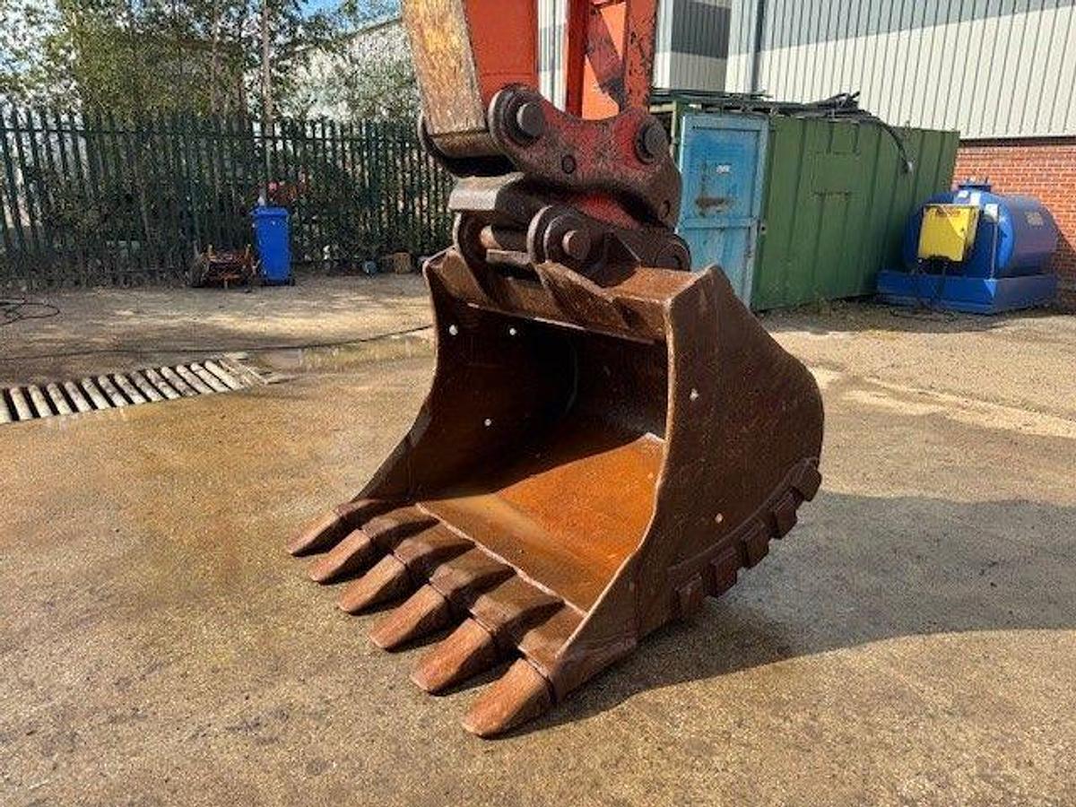 Used 2018 Hitachi ZX350LC-6 Tracke Excavator