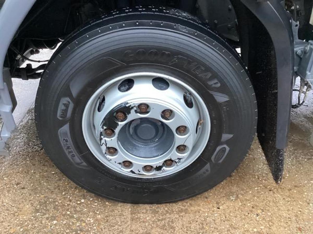 Used 2023 (73) DAF LF230 4x2 18T Dropside Flatbed