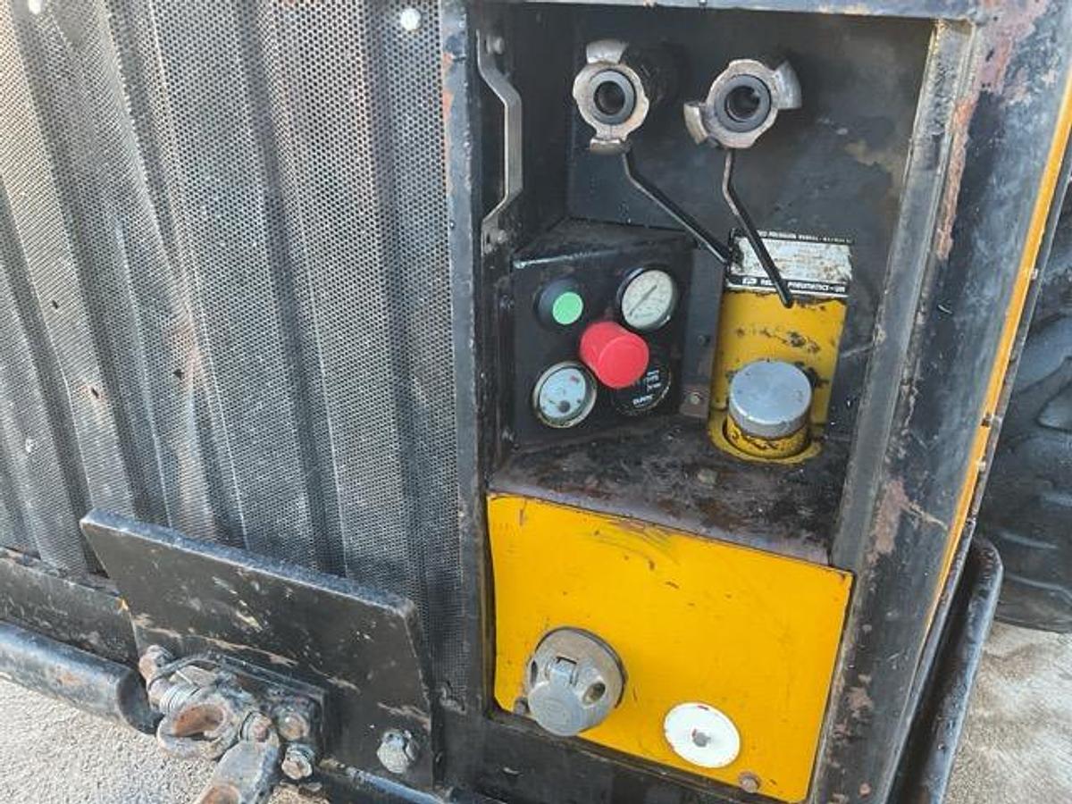 Used 2004 JCB 2CX Airmaster 725