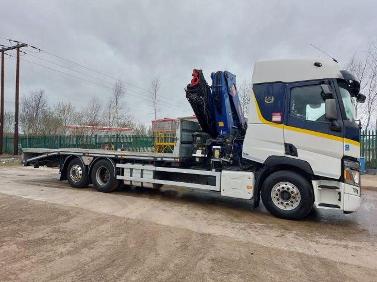 Used 2015 Renault C460 6x2 Rearlift Beavertail
