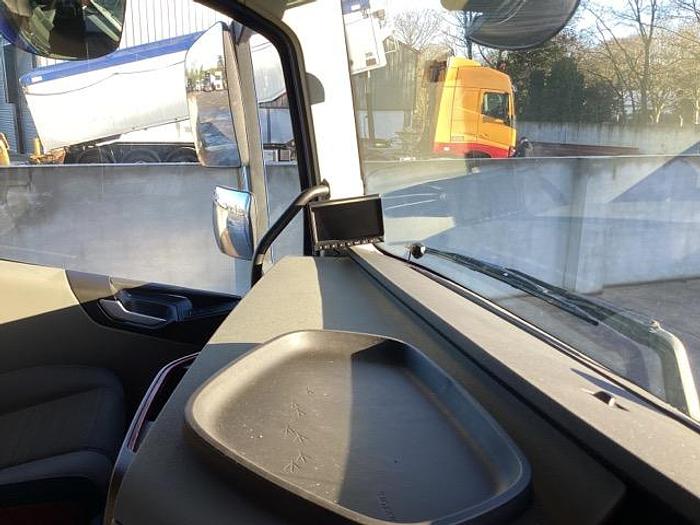 Used 2018 Volvo FH500 G/T 6x2 Tractor Unit