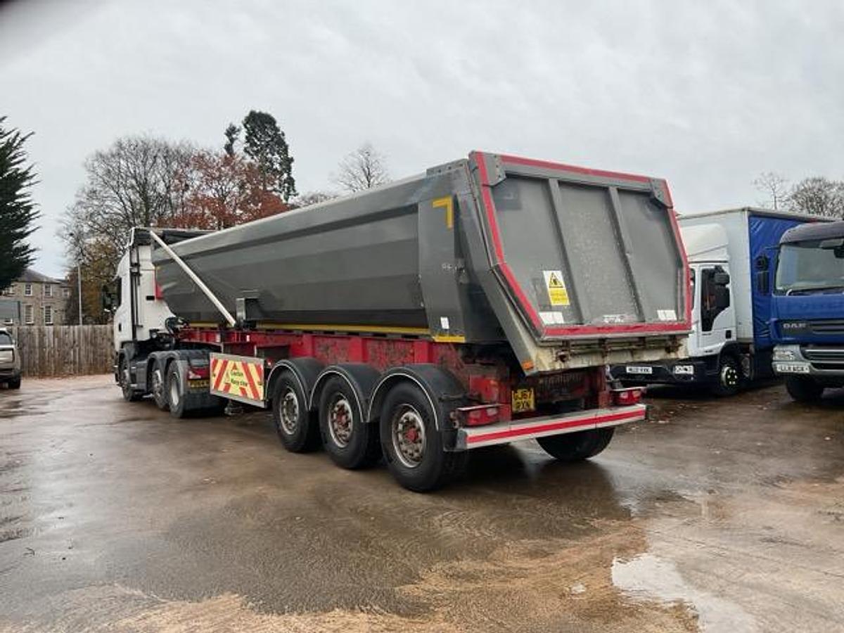 Used 2013 Weightlifter Tri Axle Alloy  Tipping Trailer