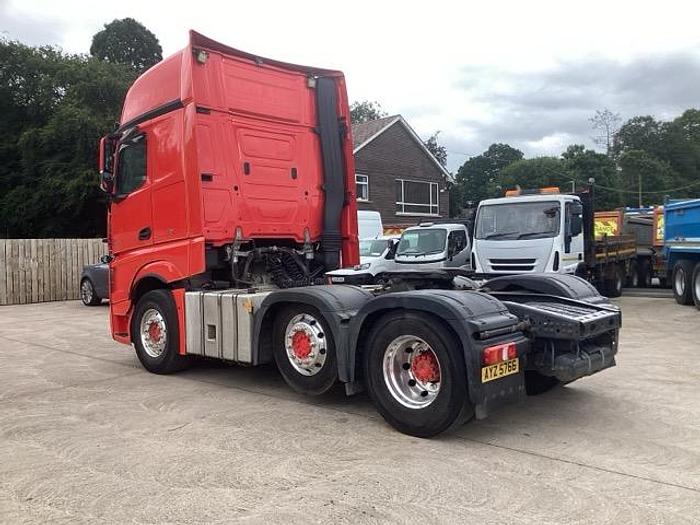 Used 2016 Mercedes Actros 2551 6x2 Unit