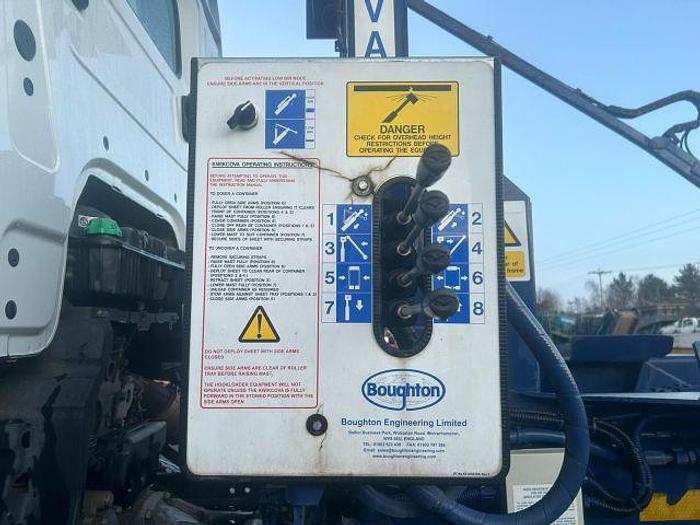 Used 2020 (20) Mercedes Arocs 3240 8x4 Hookloader