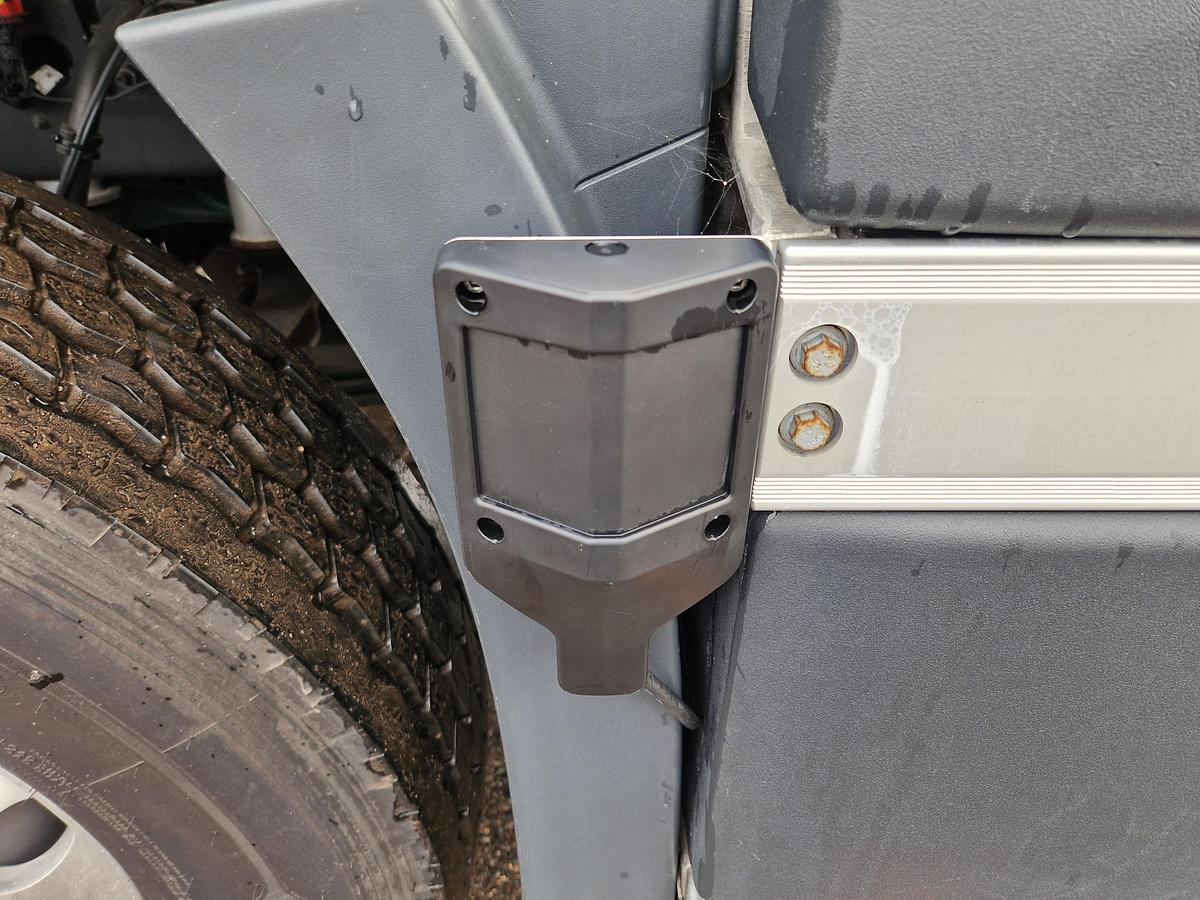 Unregistered Volvo FMX460 8x4 Steel Tipper (Choice Of 6)