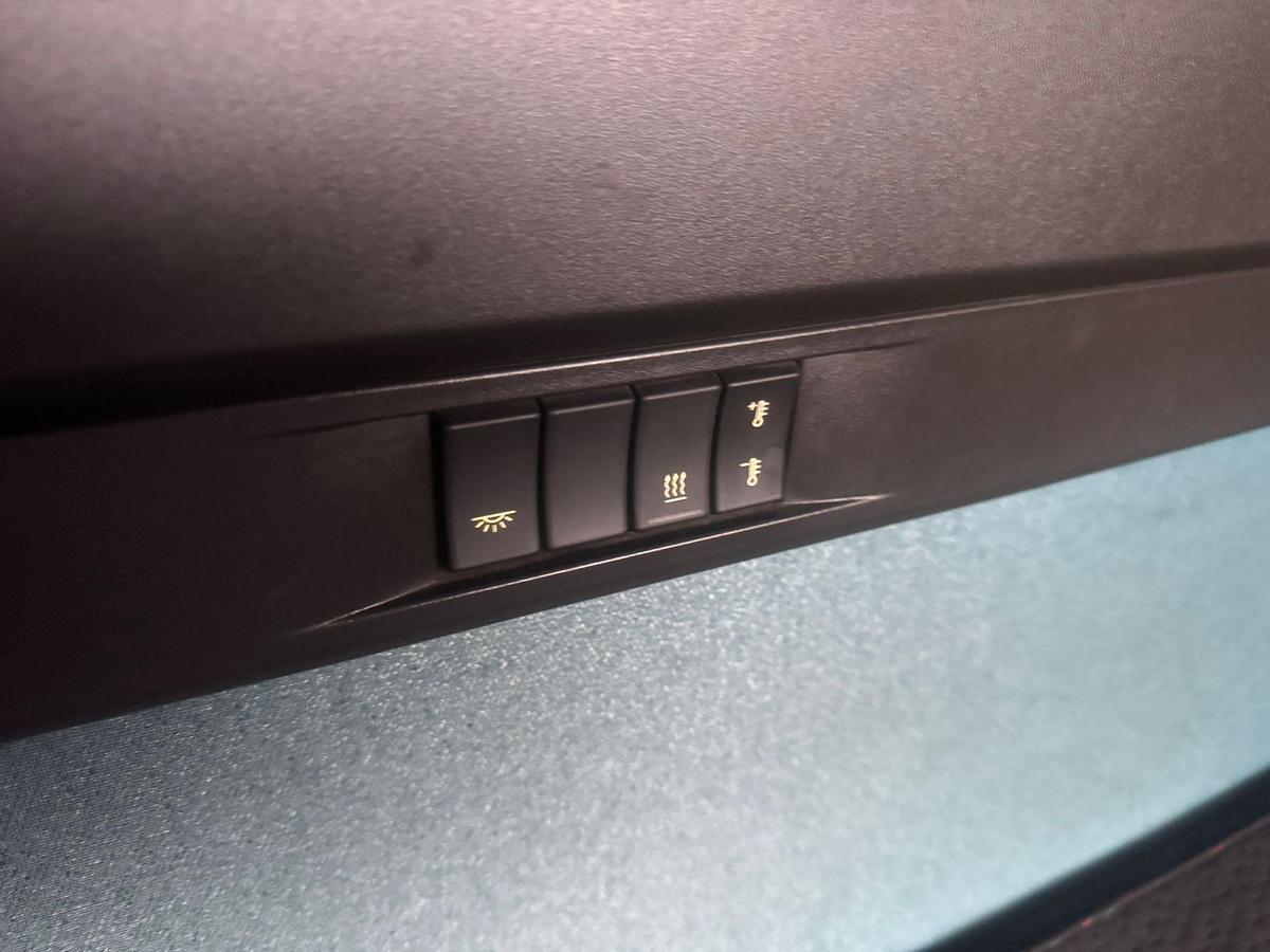 Used 2020 (20) Volvo FM460 G/T 6x2 Midlift