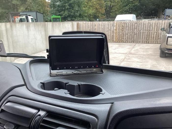 Used 2016 Mercedes Atego 1221 4x2 Flatbed c/w Crane