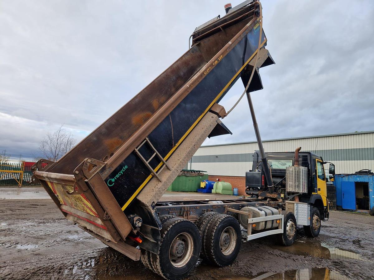 Used 2016 Volvo FMX420 8x4 Steel Tipper