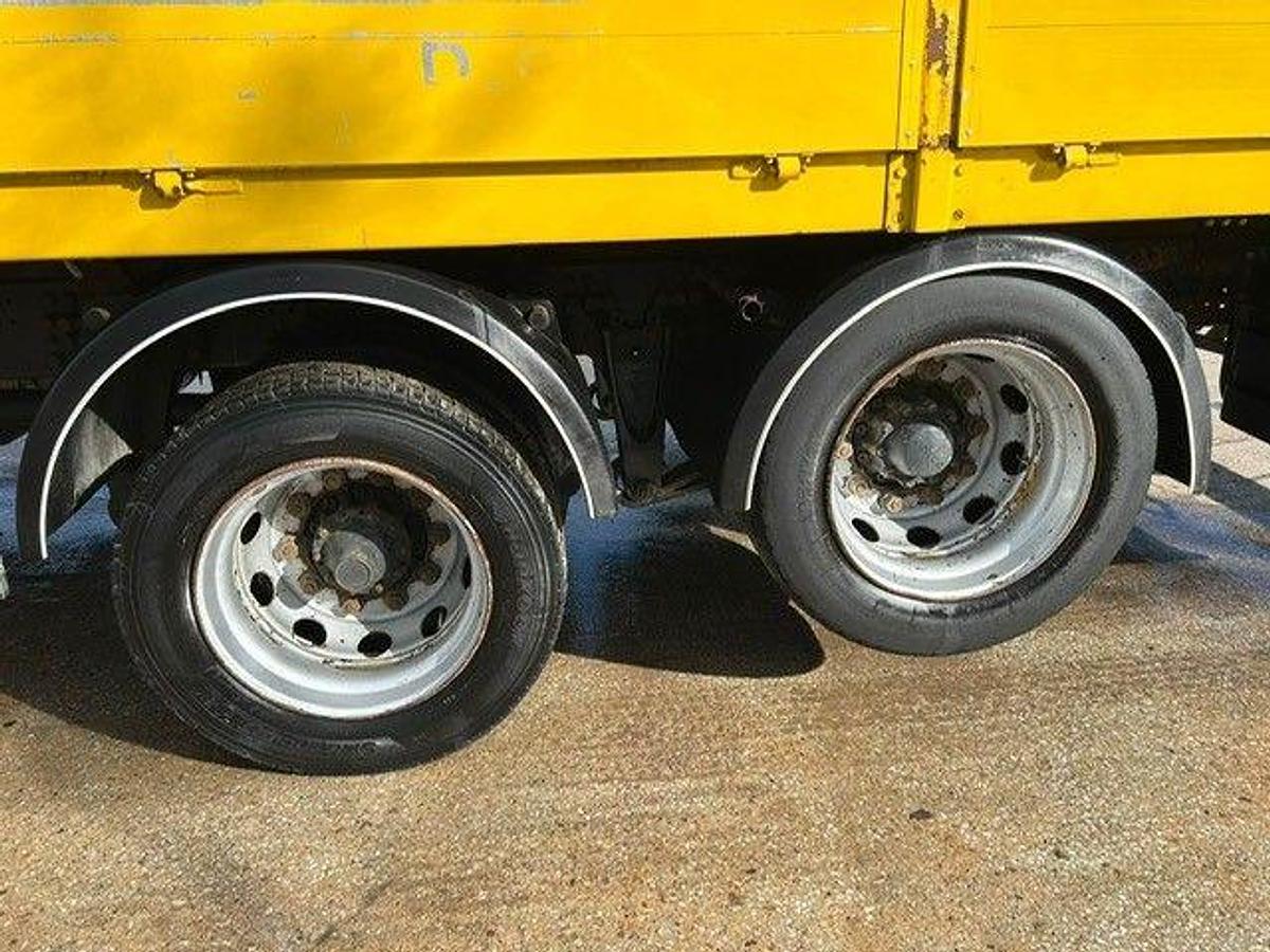 Used 2015 (15) Scania P320 8x2 Rearlft Dropside Flatbed