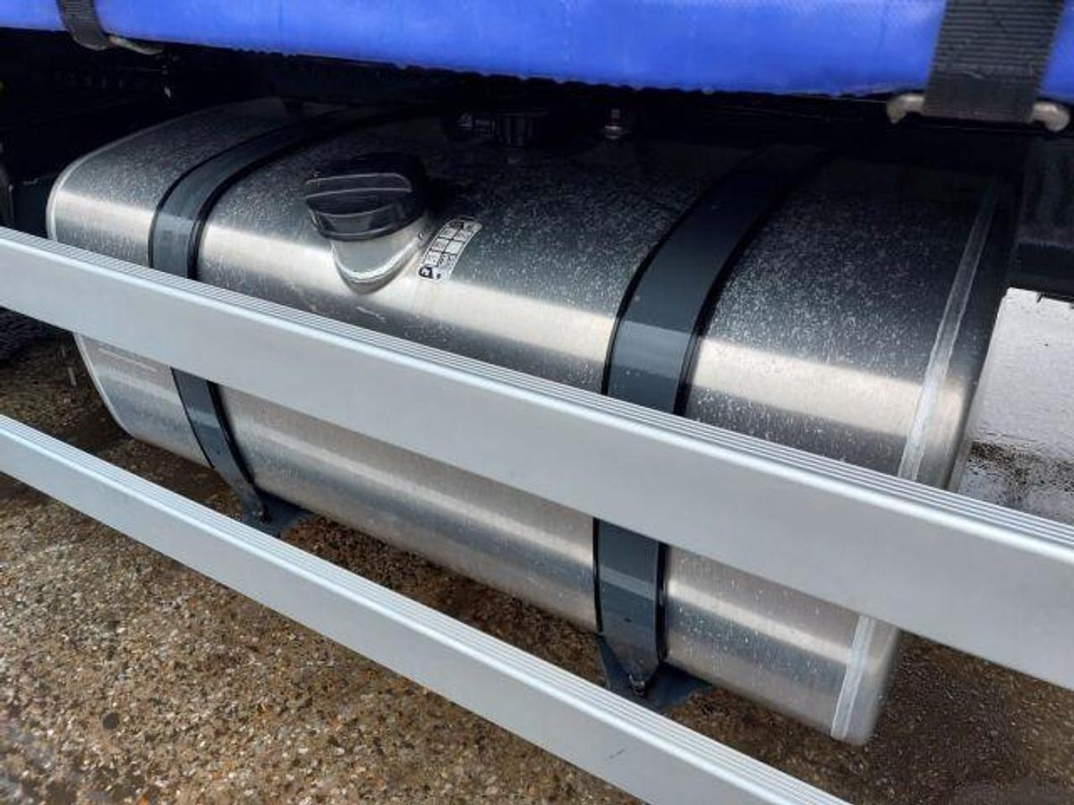 Used 2024 (74) DAF LF260 4x2 18T Curtainsider