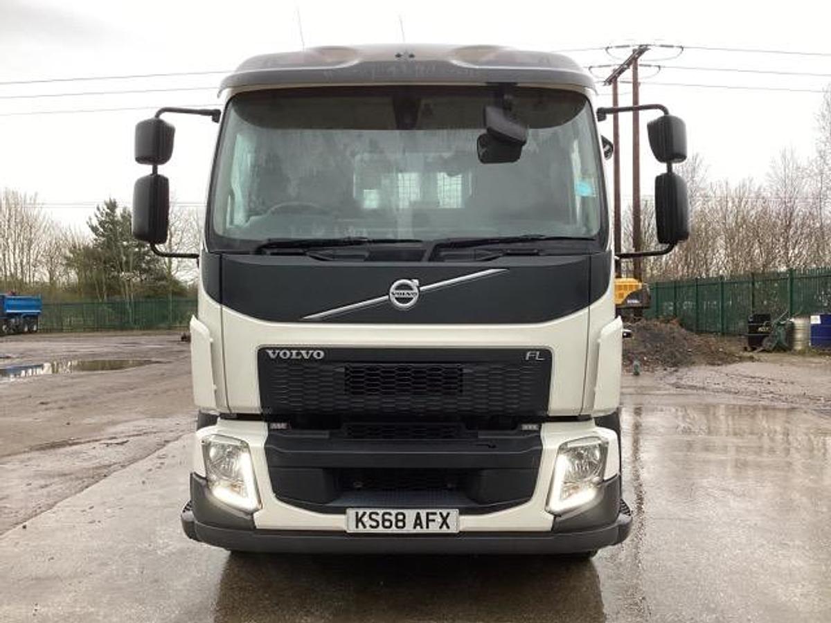Used 2018 (68) Volvo FL280 4x2 18T Skiploader