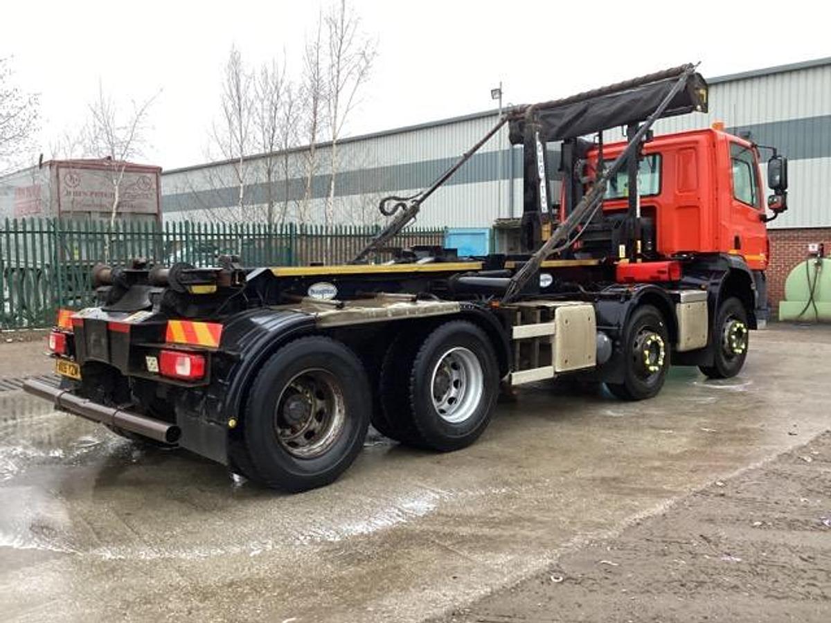 Used 2015 DAF CF440 8x4 Hookloader