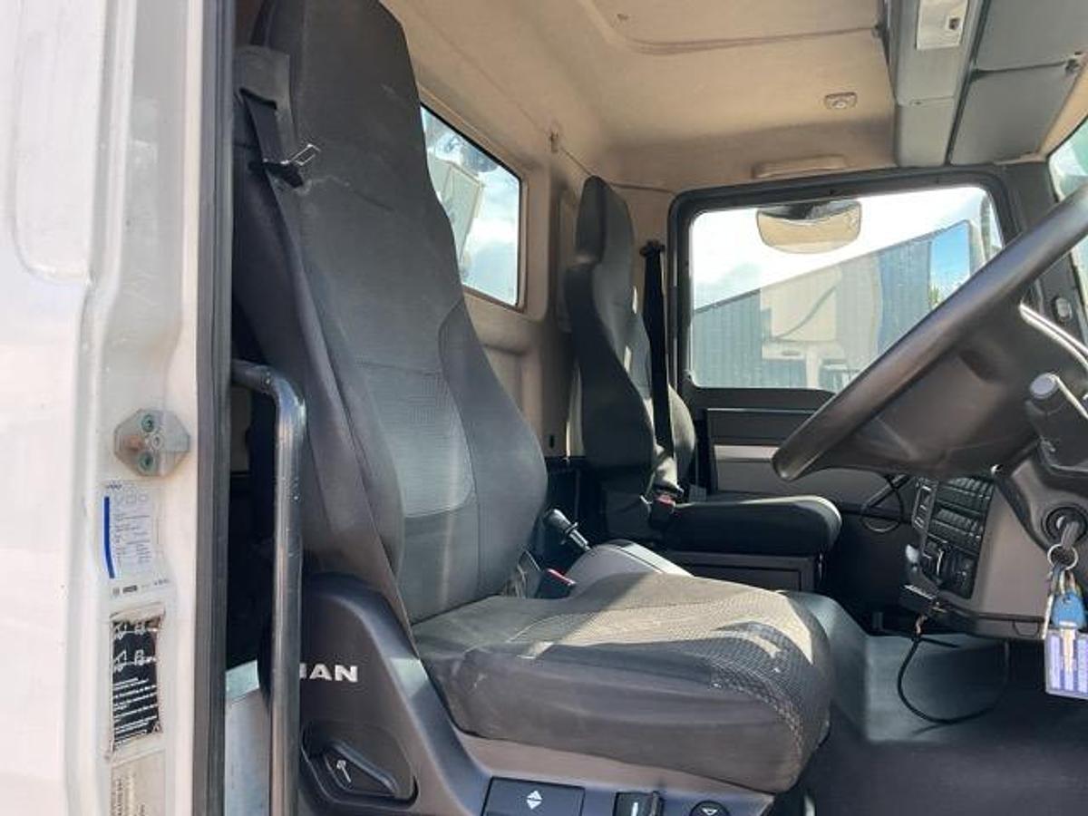 Used 2019 MAN TGM18.250 4x2 18T Skiploader
