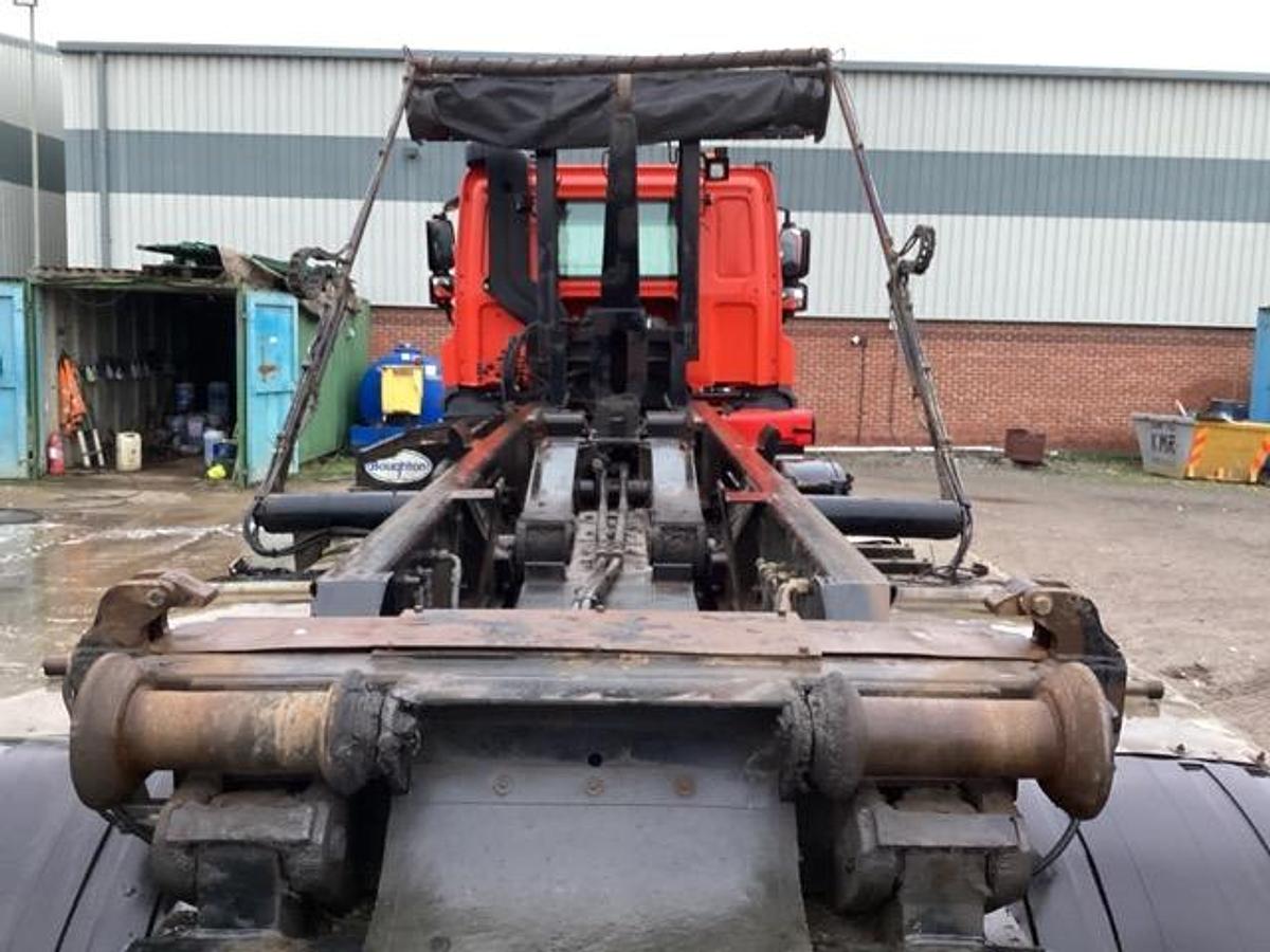Used 2015 DAF CF440 8x4 Hookloader