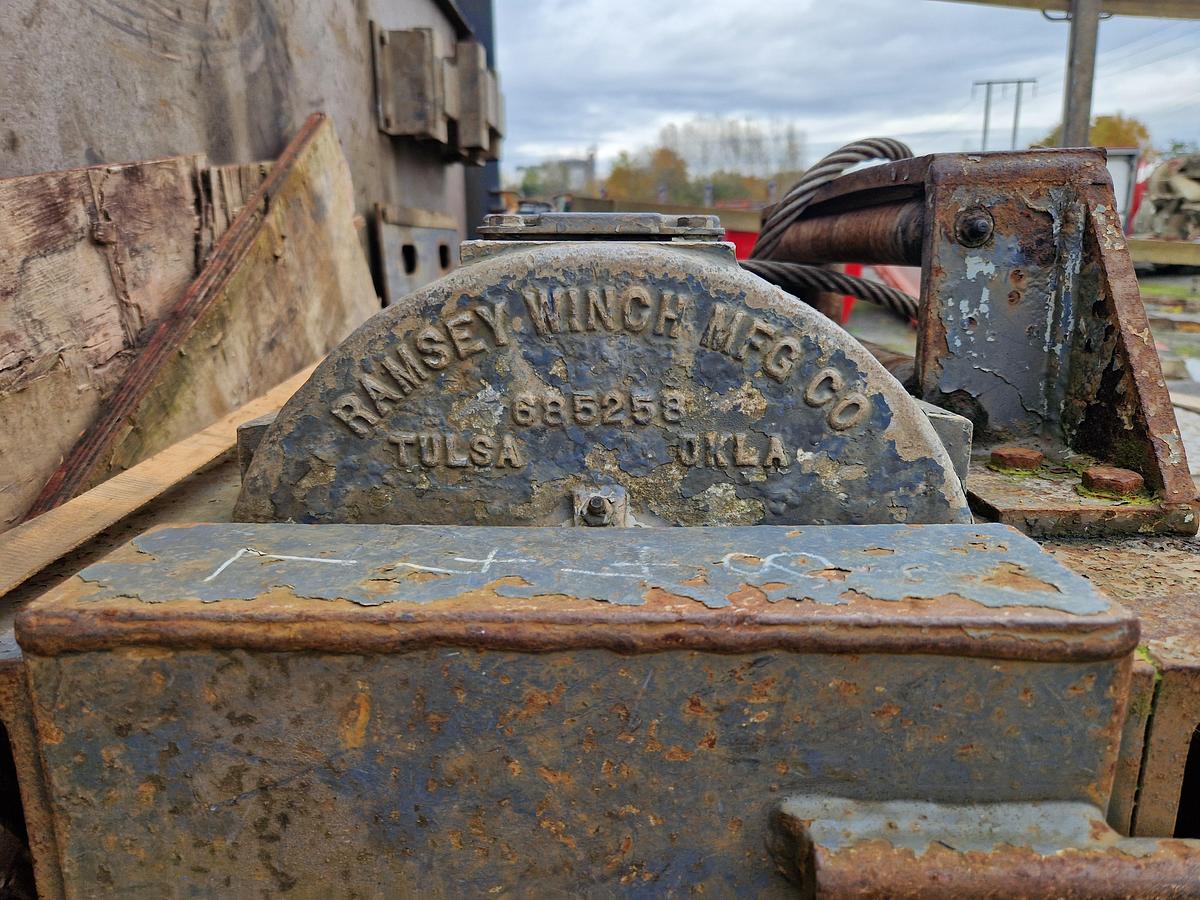 Used 2018 (18) Mercedes Arocs 3240 8x2 Rearlift Beavertail