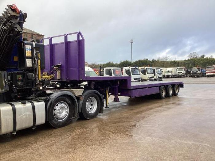 Used 2004 SDC Tri Axle Step Frame Trailer