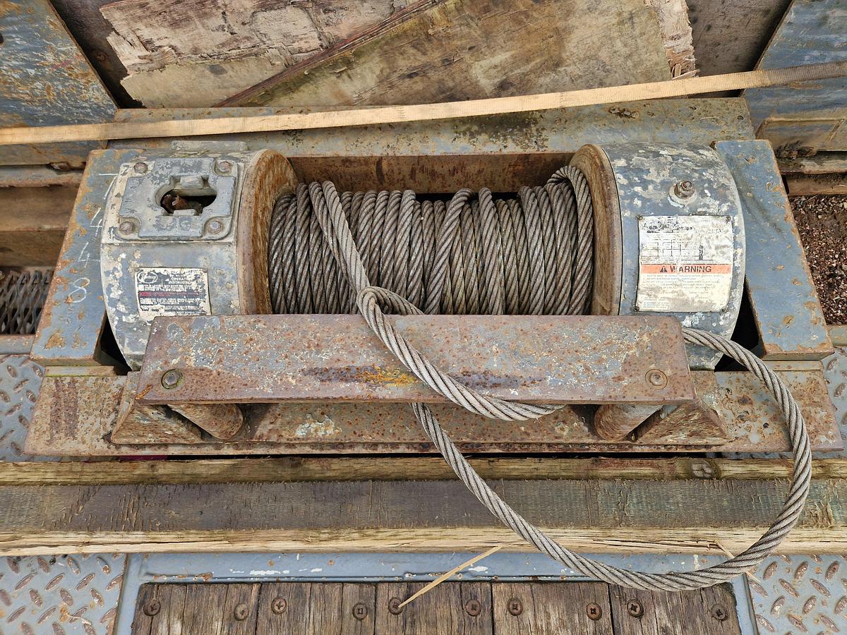 Used 2018 (18) Mercedes Arocs 3240 8x2 Rearlift Beavertail