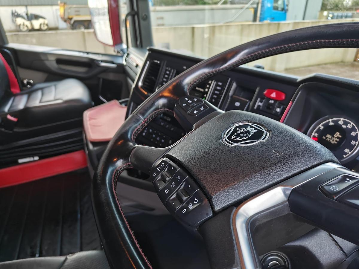 Used 2019 Scania S650 V8 6x2 Streamline Topline