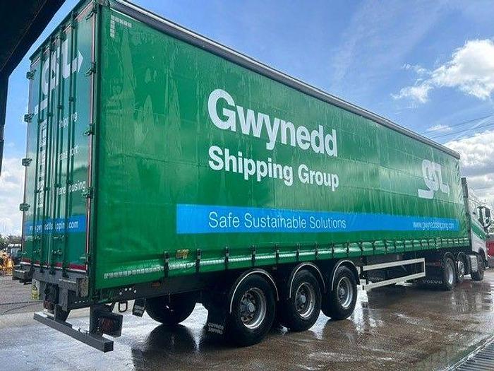 Used 2015 SDC Tri Axle Curtainsider Trailer