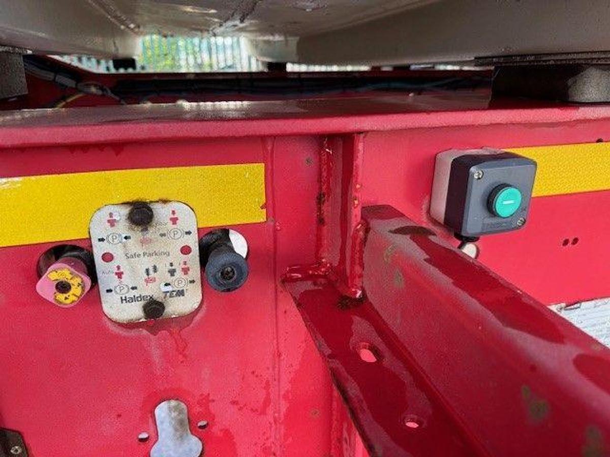 Used 2016 Montracon Tri Axle Alloy Bulk Tipping Trailer