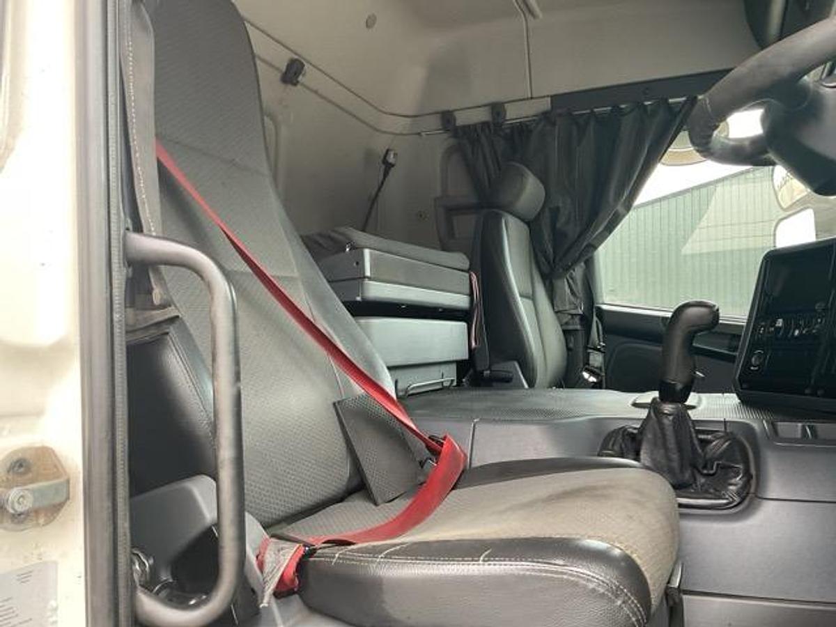 Used 2014 Scania P410 8x4 Steel Tipper